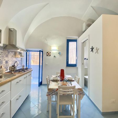 Holidaycasa Teresa - Monolocale Nel Cuore Del Cent Sperlonga Exterior foto